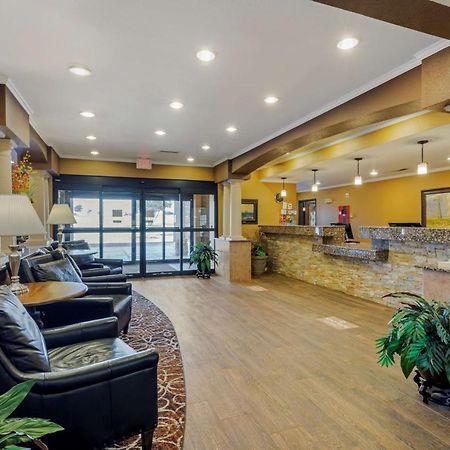 Best Western Plus Red River Inn Clarendon Esterno foto