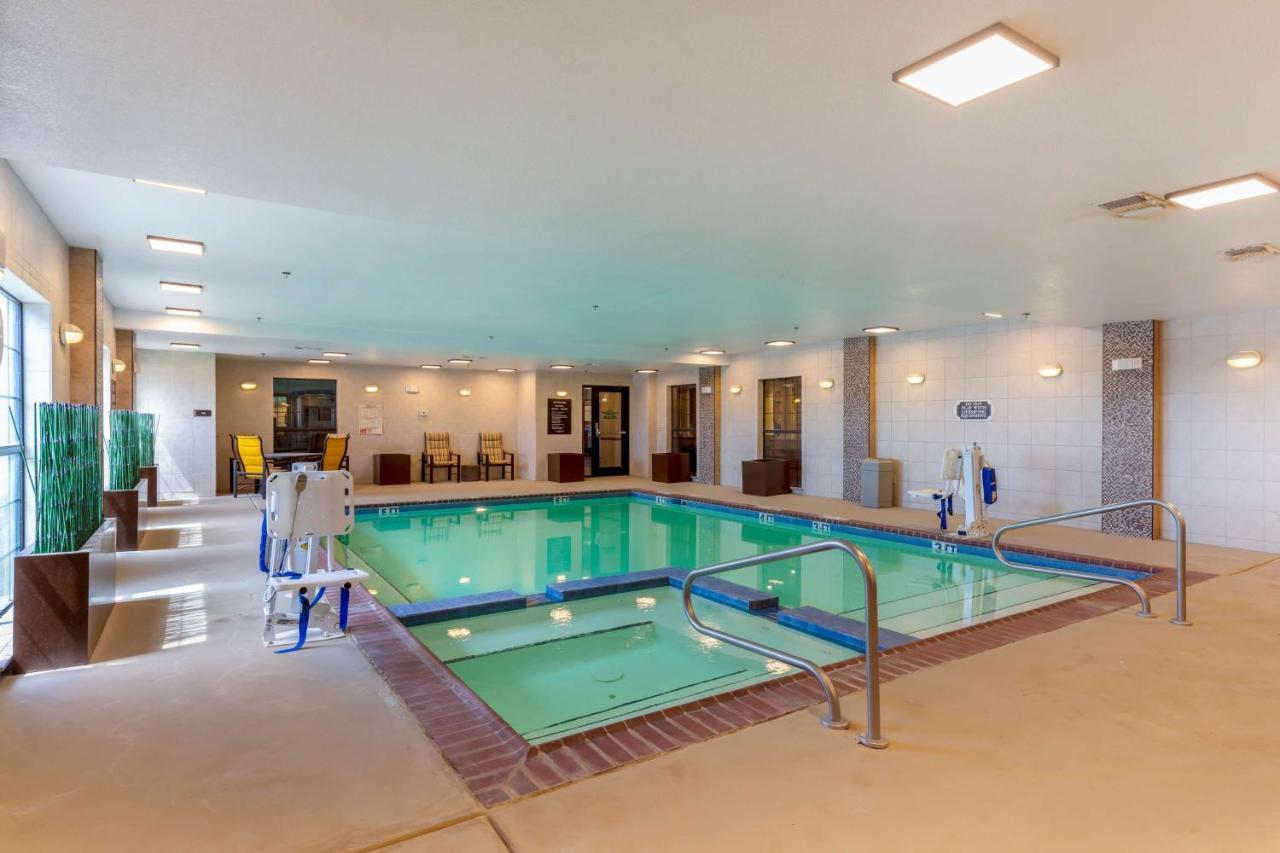 Best Western Plus Red River Inn Clarendon Esterno foto