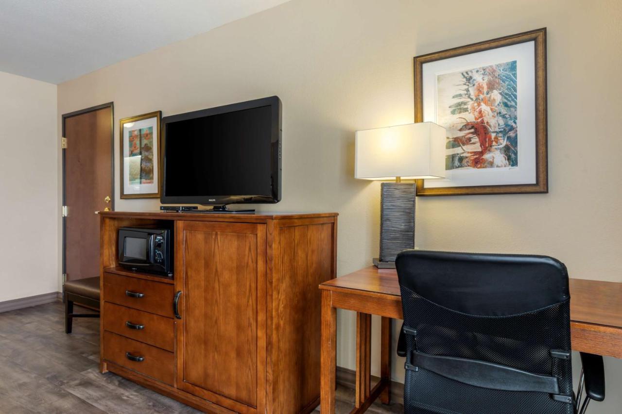 Best Western Plus Red River Inn Clarendon Esterno foto
