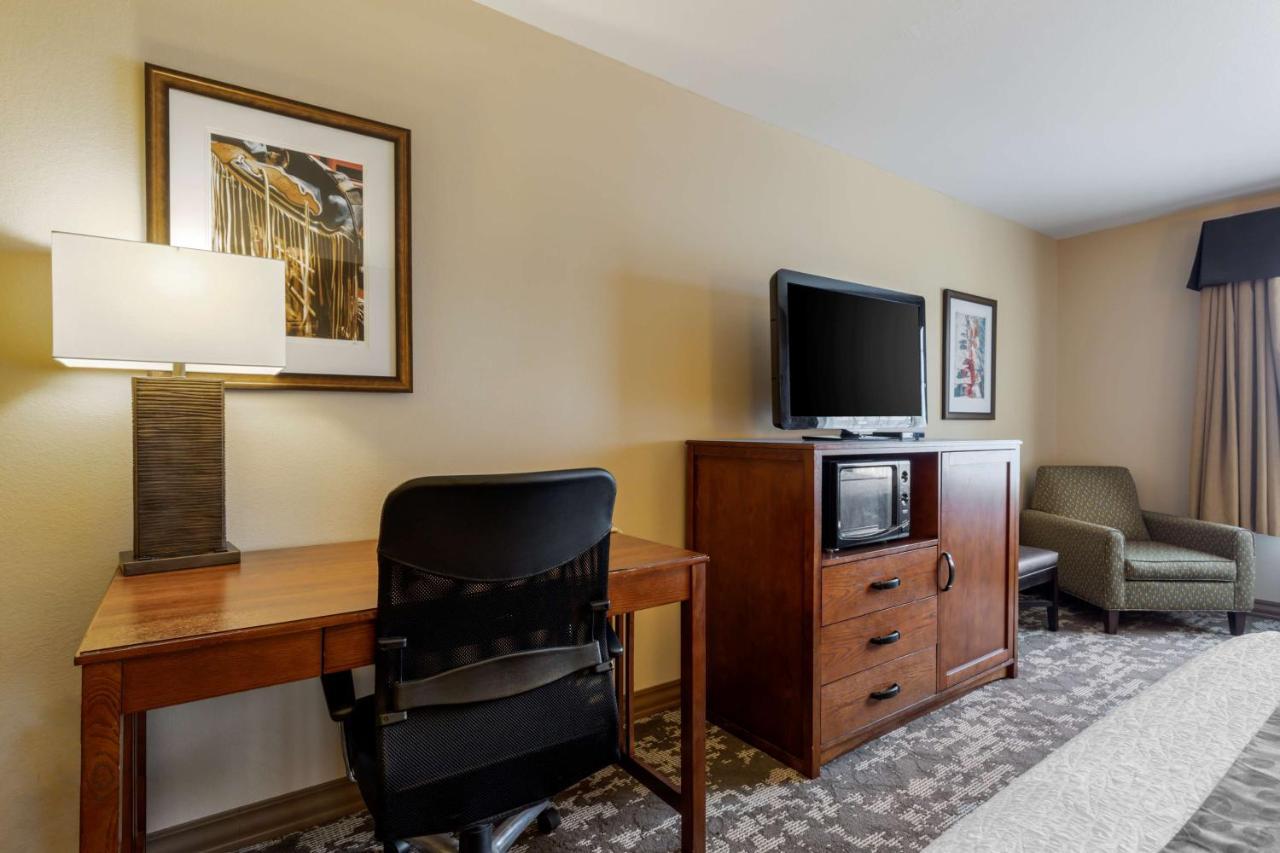 Best Western Plus Red River Inn Clarendon Esterno foto