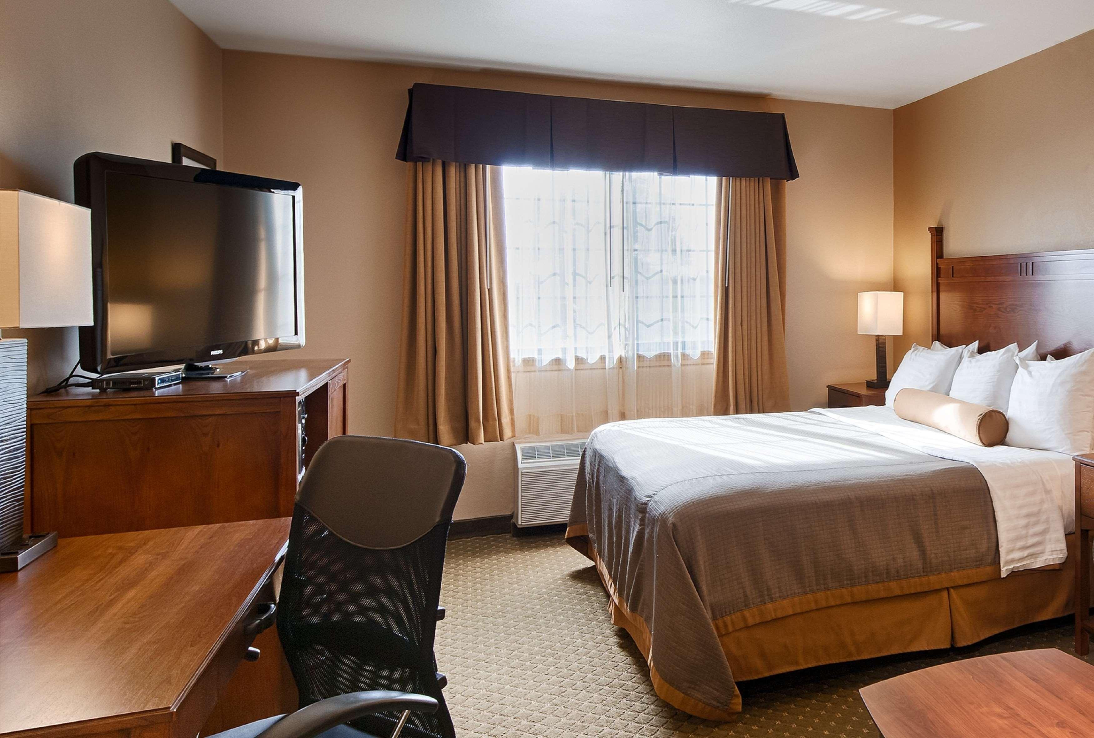 Best Western Plus Red River Inn Clarendon Esterno foto