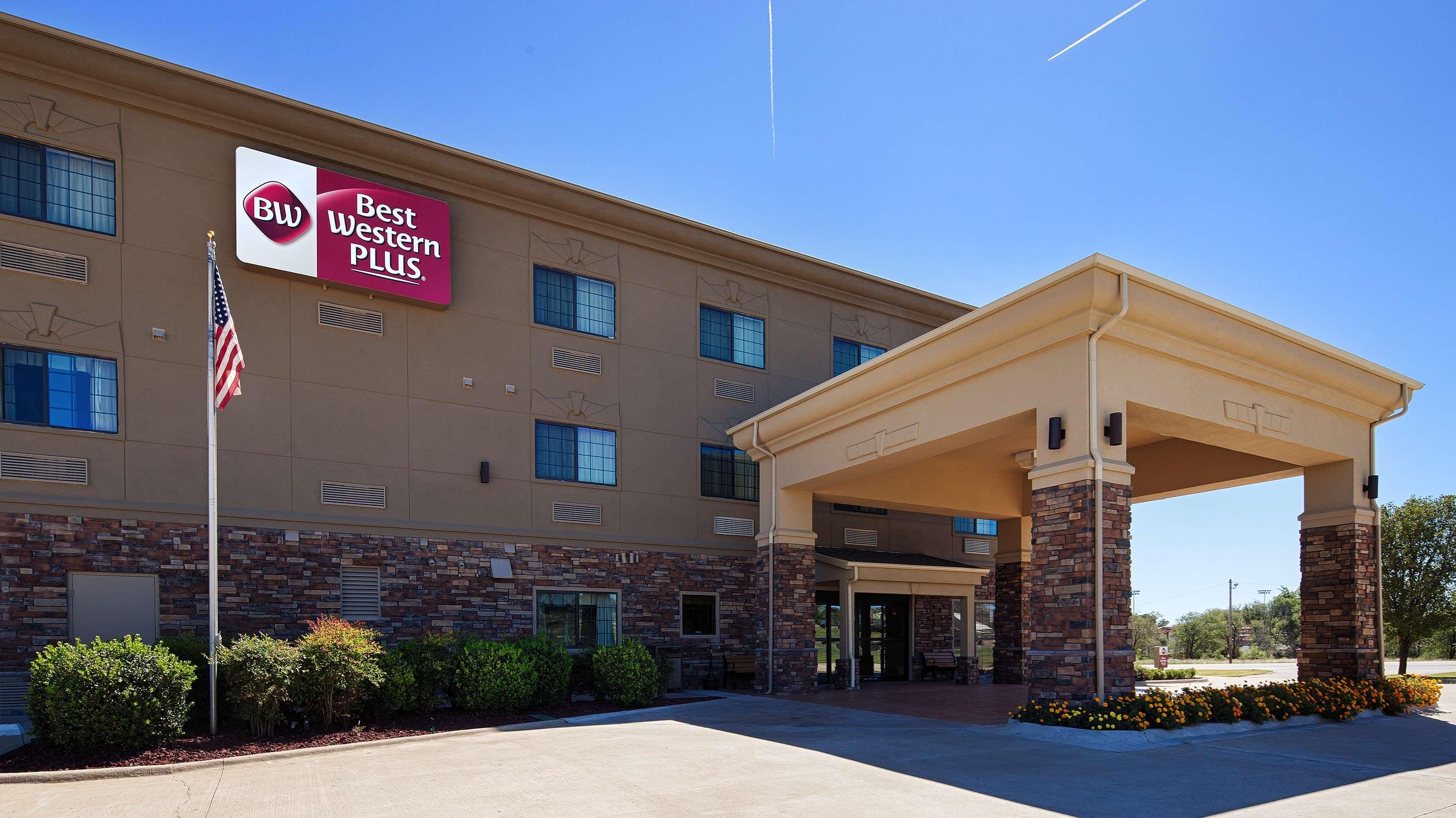 Best Western Plus Red River Inn Clarendon Esterno foto
